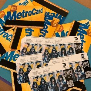 Lot of 75 assorted  NY Metrocards - Used - for Craft / Hobby